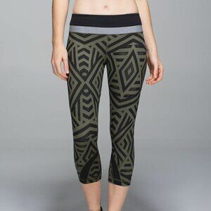 Lululemon Run: Inspire Crop II *All Full-On Luxtreme Legging Pants